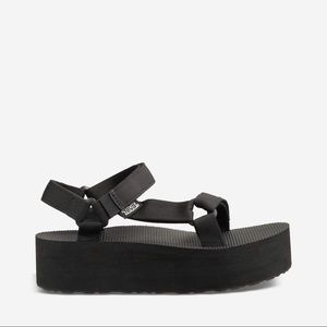Teva platforms black